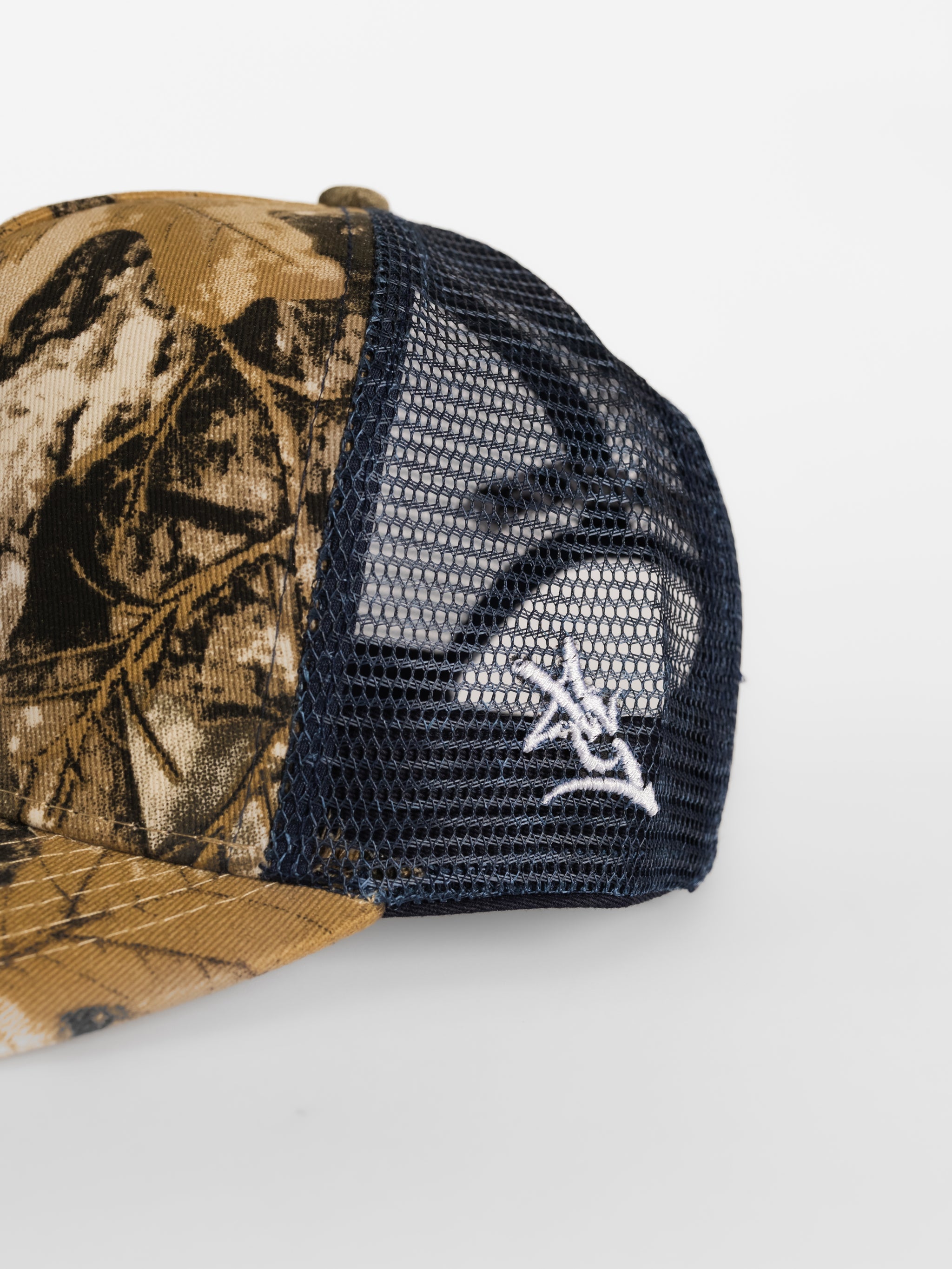 Georgia Southern Unisex | "White GS" Camo w/ Navy Mesh Back Hat
