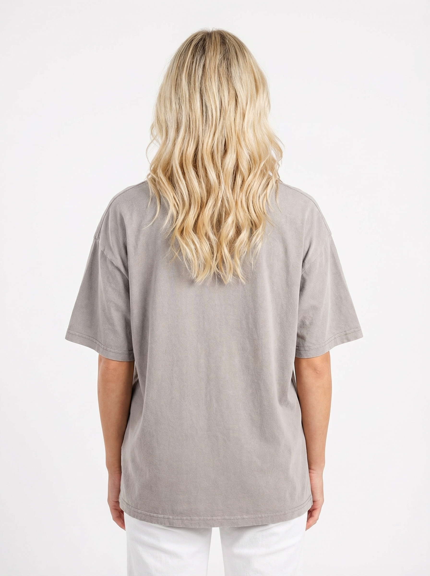 UGA Bulldogs Women's Silver Dawg Tee by Arena Graffiti, featuring a silver graphic design on a casual women's t-shirt.