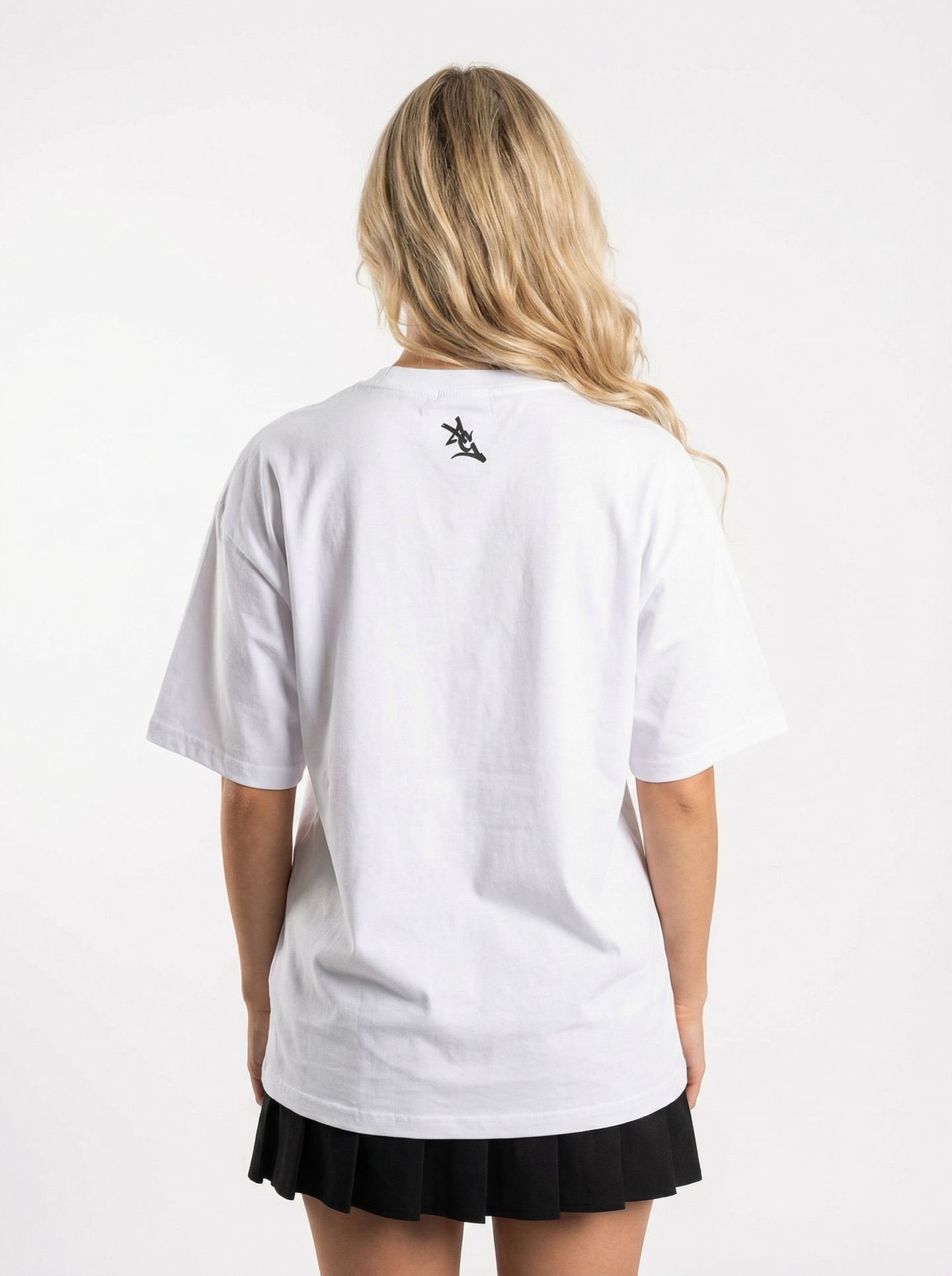 White UGA Bulldogs women’s heavyweight tee by Arena Graffiti showing the front design with team logo and bold lettering.