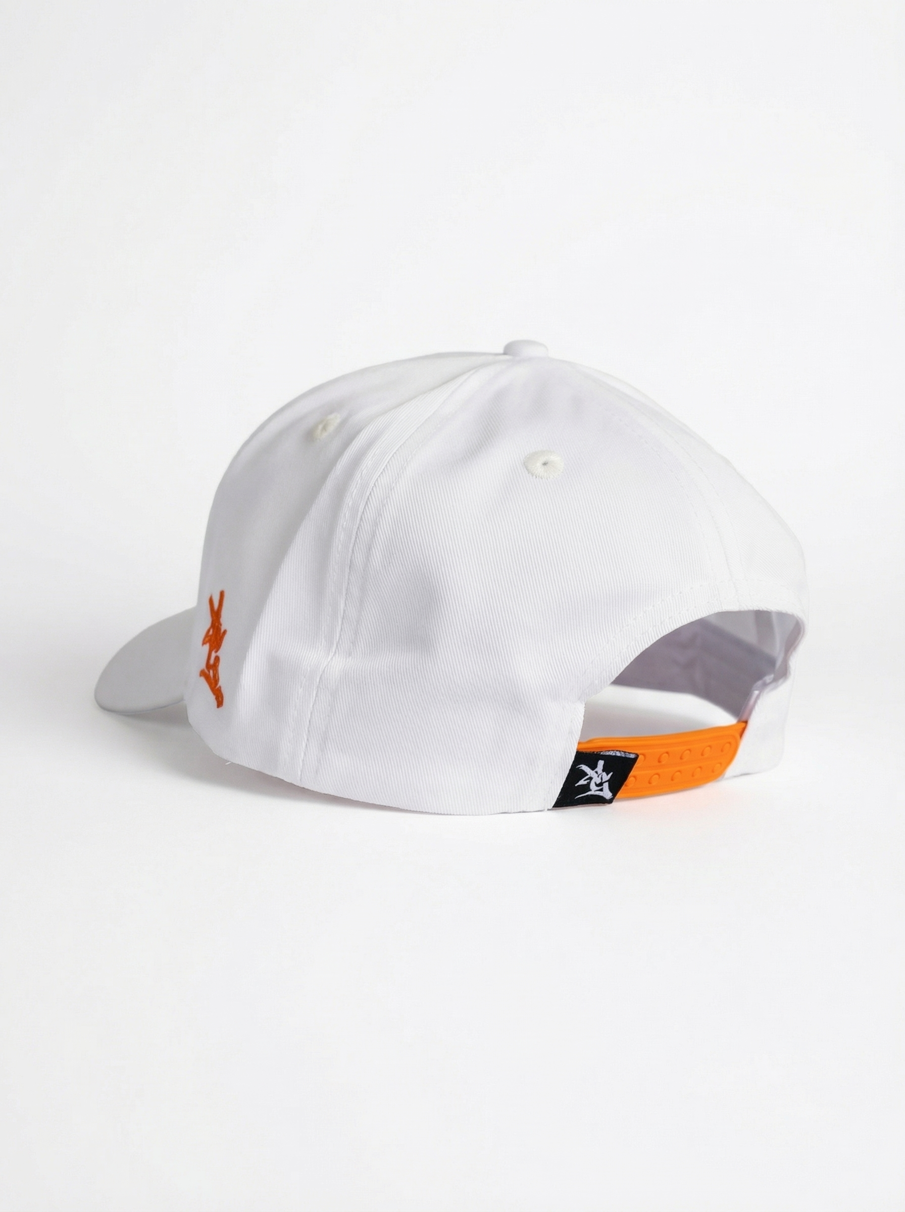 Syracuse Unisex | "Standard S" White Canvas Hat
