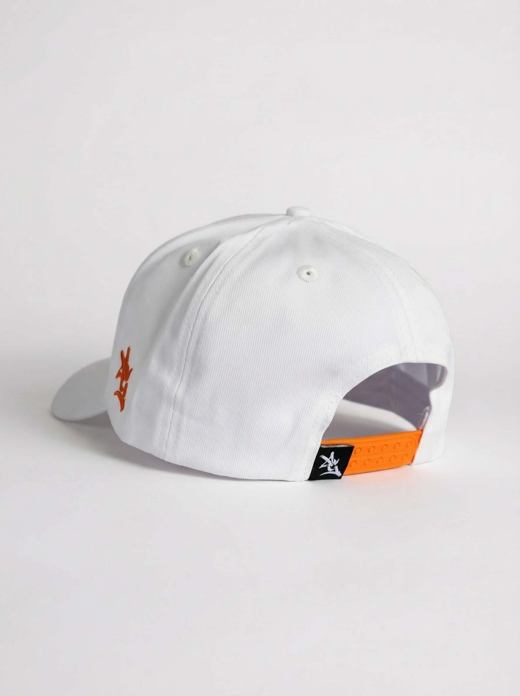 Syracuse Unisex | "Otto" White Canvas Hat