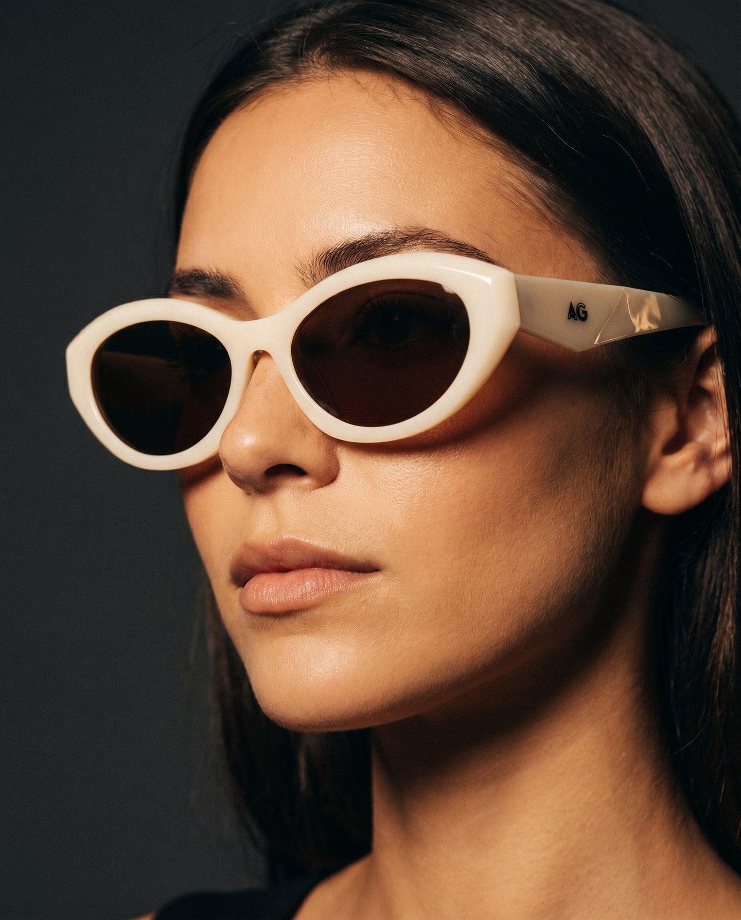 The Pearl Shades