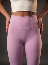 The Wisteria | Train Legging